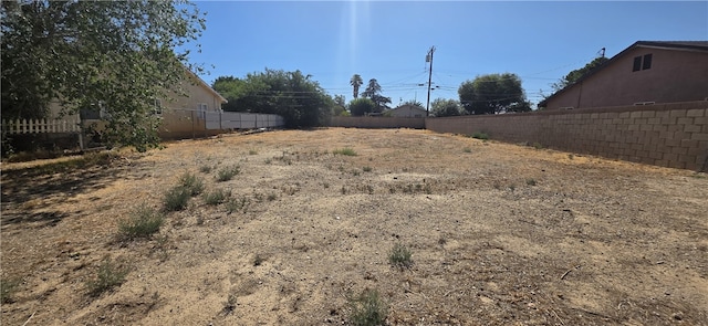38545 4th St E, Palmdale, CA 91406