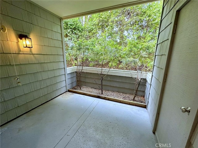 19311 Sunray Ln Unit 104, Huntington Beach, CA 92648 - view of balcony