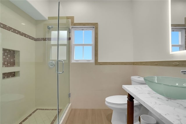 8906 Yorktown Ave, Los Angeles, CA 90045 - photo 28