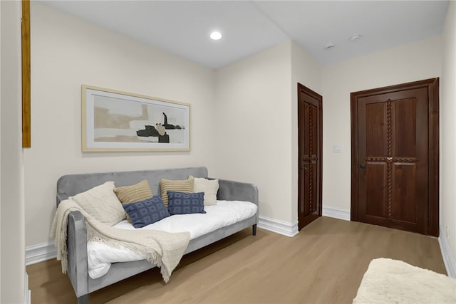 8906 Yorktown Ave, Los Angeles, CA 90045 - photo 27