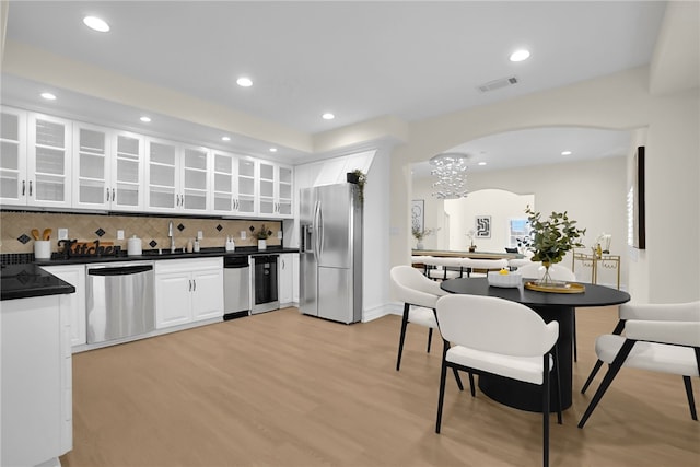 8906 Yorktown Ave, Los Angeles, CA 90045 - photo 23