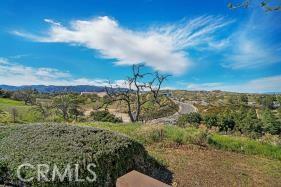 24066 Regents Park Cir, Valencia, CA 91355 - photo 40