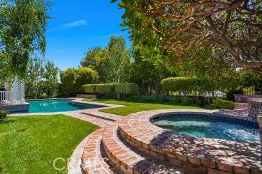 24066 Regents Park Cir, Valencia, CA 91355 - photo 33