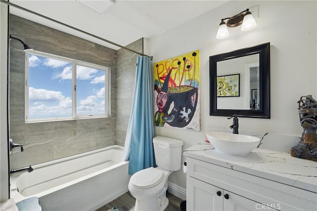 1909 Arroyo Ave, Oceanside, CA 92056 - bathroom featuring shower / bath combo with shower curtain, vanity, and wood finished floors