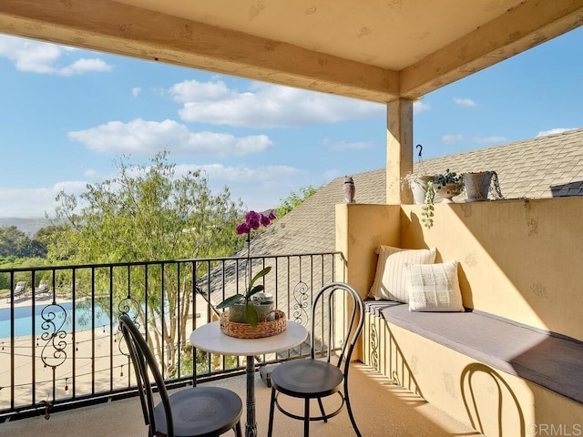 32110 Dos Ninas, Bonsall, CA 92003 - balcony with view of pool area