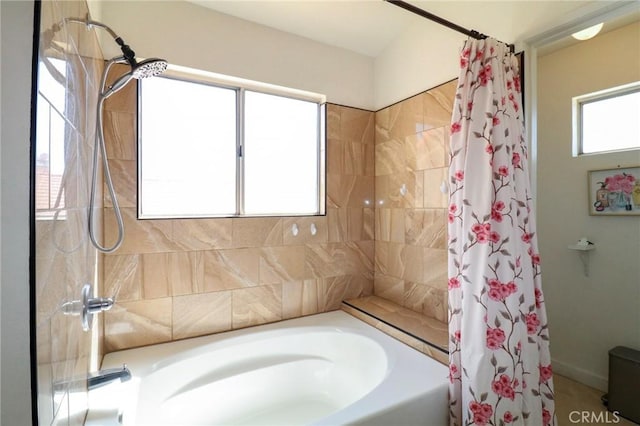 4242 Trenton Ave, Palmdale, CA 93552 - full bathroom featuring shower / tub combo with curtain