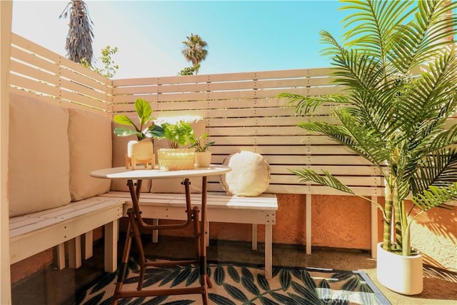 14005 Arthur Ave Unit 21, Paramount, CA 90723 - view of balcony