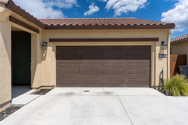 860 Fritz Dr, Los Banos, CA 93635 - garage with concrete driveway