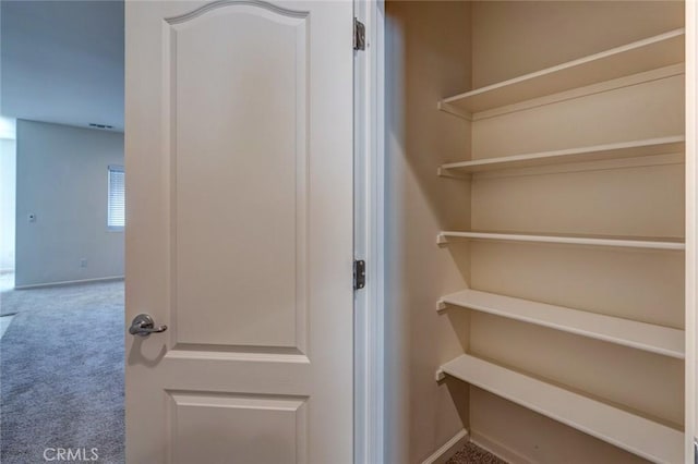 860 Fritz Dr, Los Banos, CA 93635 - view of closet