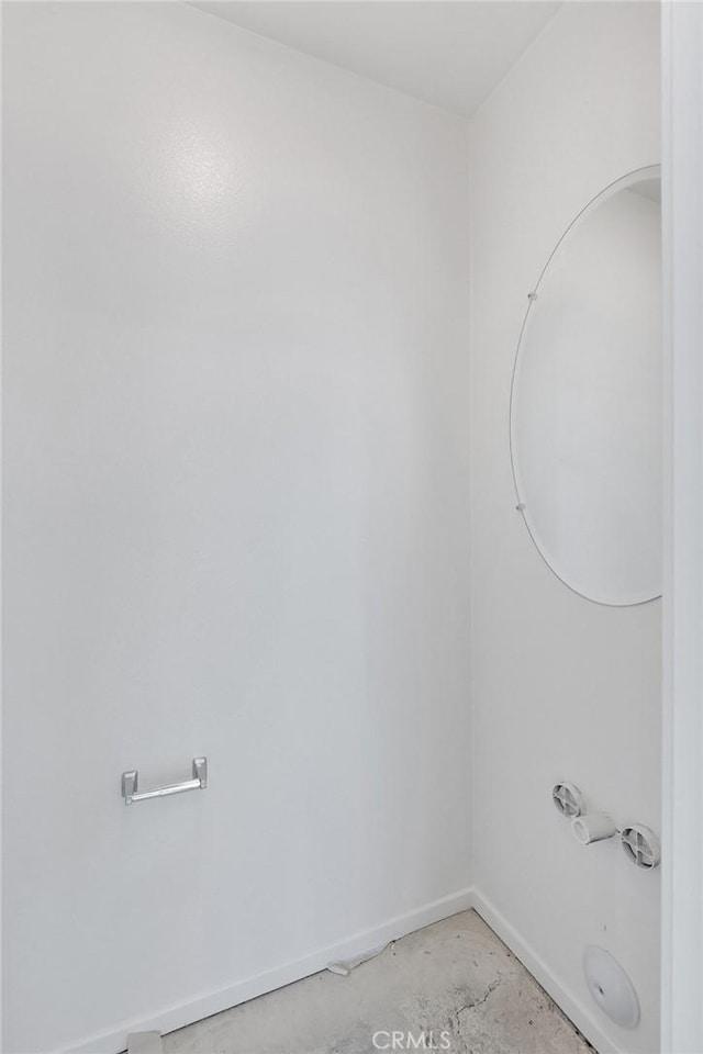 10132 Kemper Ave, Adelanto, CA 92301 - unfurnished room featuring baseboards