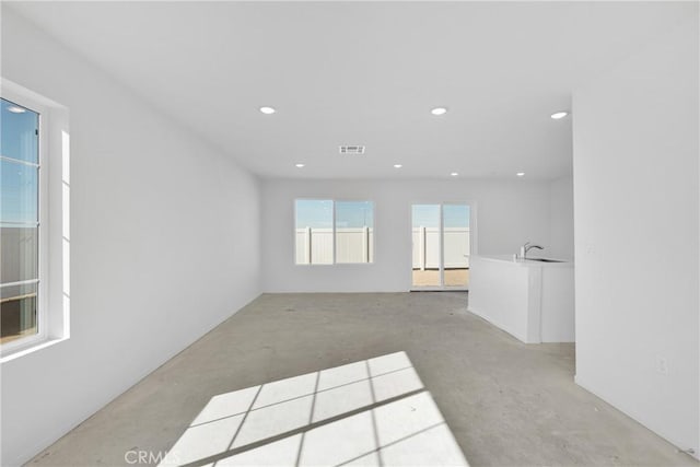 10158 Kemper Ave, Adelanto, CA 92301 - photo 9