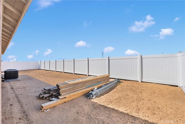 10158 Kemper Ave, Adelanto, CA 92301 - photo 32