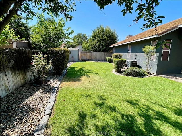 224 Stonewood Dr, Los Banos, CA 93635 - fenced backyard with a storage shed