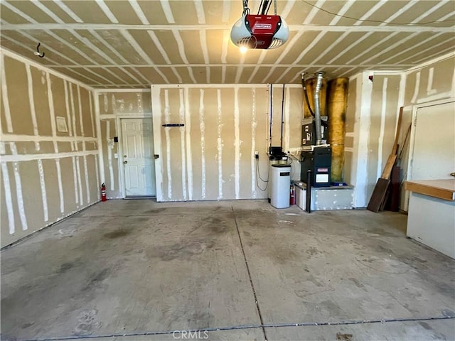 224 Stonewood Dr, Los Banos, CA 93635 - garage with a garage door opener