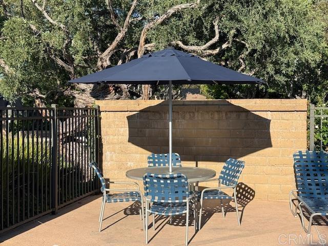 911 Concord Ct, Vista, CA 92081 - view of patio featuring outdoor dining space