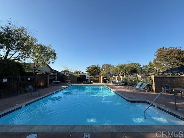 911 Concord Ct, Vista, CA 92081 - community pool with a patio