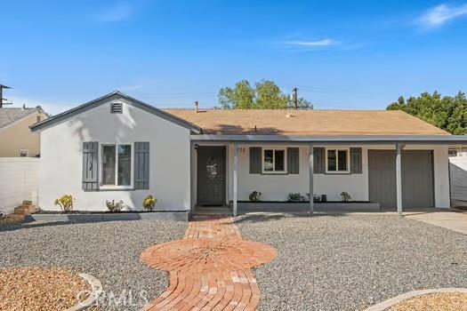 4775 Beverly Ct, Riverside, CA 92506 - ranch-style house with stucco siding