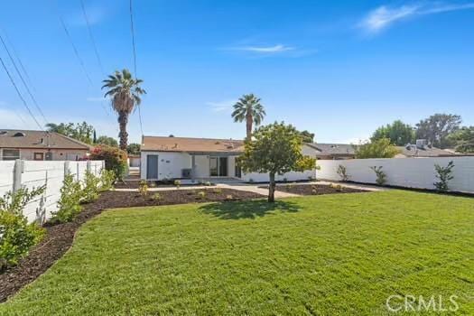 4775 Beverly Ct, Riverside, CA 92506 - back of property featuring a fenced backyard