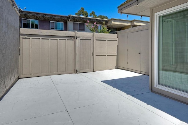 6229 Caminito Basilio, San Diego, CA 92111 - view of patio