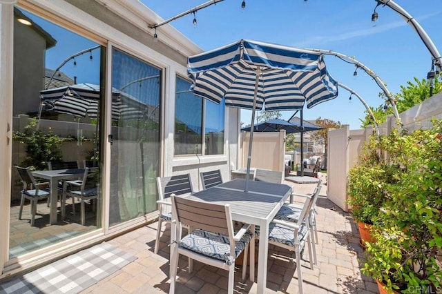 2051 Julie Dawn Pl, Escondido, CA 92026 - view of patio with outdoor dining space