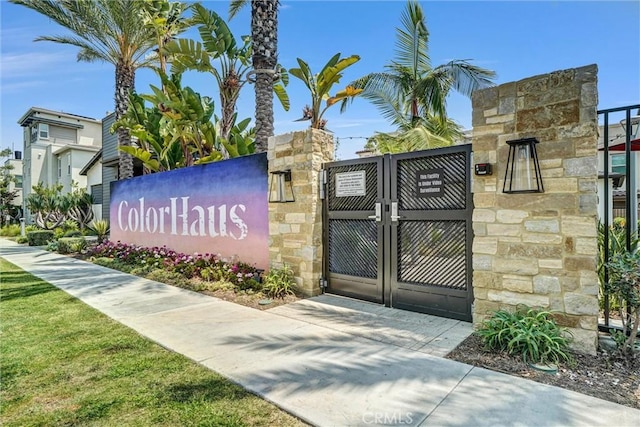 791 S Mosaic St, Anaheim, CA 92805 - community / neighborhood sign featuring a gate