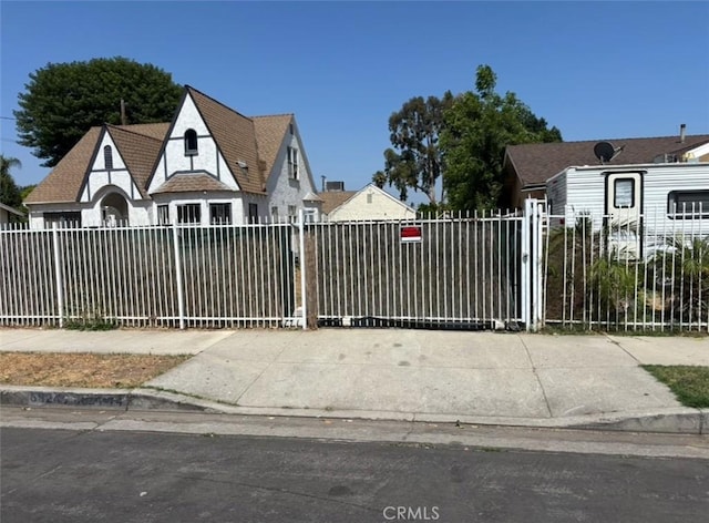 6824 Tyrone Ave, Van Nuys, CA 91405 - photo 5
