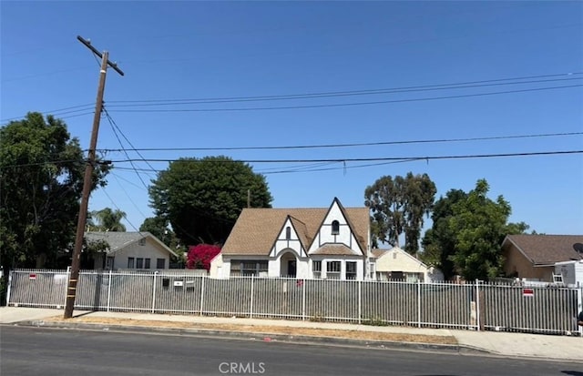 6824 Tyrone Ave, Van Nuys, CA 91405 - photo 2