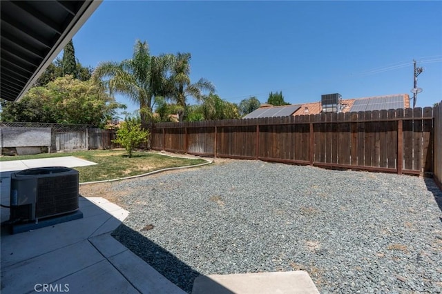 658 Tusky Ave, Los Banos, CA 93635 - fenced backyard with a patio