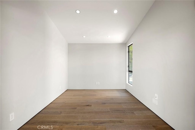 9336 Lloydcrest Dr, Beverly Hills, CA 90210 - empty room with recessed lighting and wood finished floors