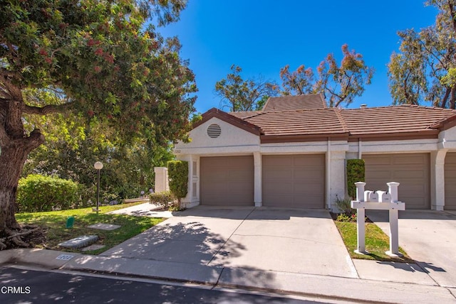 1202 Mission Verde Dr, Camarillo, CA 93012 - photo 1