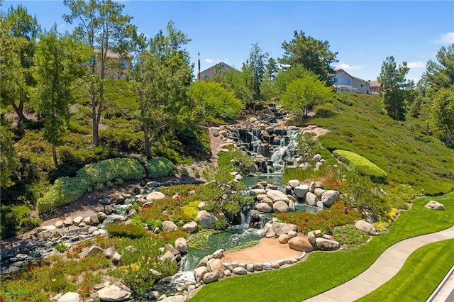 45339 Tiburcio Dr, Temecula, CA 92592 - view of yard