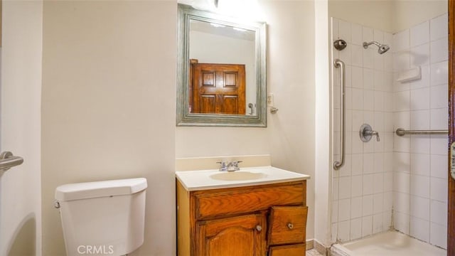 856 W 47th St, Los Angeles, CA 90037 - full bath featuring a tile shower and vanity