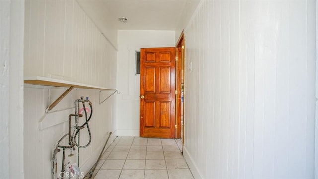 856 W 47th St, Los Angeles, CA 90037 - hall featuring light tile patterned flooring