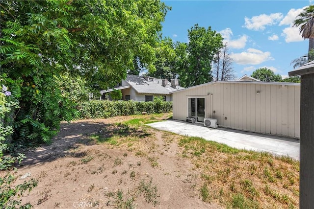 1003 Stevenson St, Colton, CA 92324 - view of yard featuring a patio area