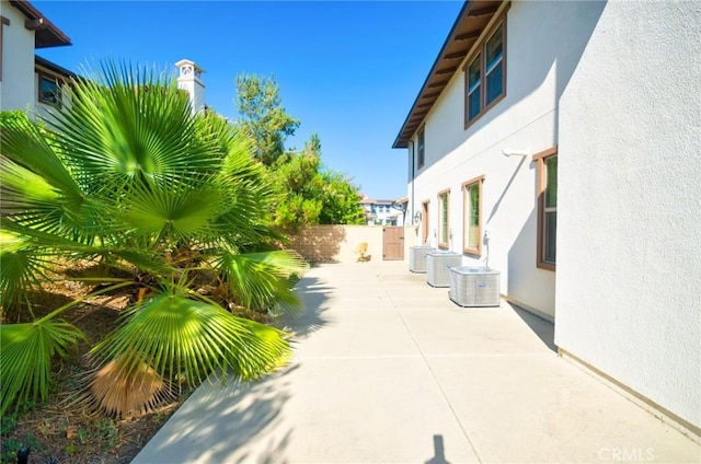 245 Snapdragon Ln, Glendora, CA 91741 - view of patio