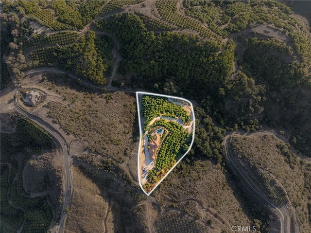 43650 La Cruz Dr, Temecula, CA 92590 - aerial view of property and surrounding area with property parcel outlined and rural landscape
