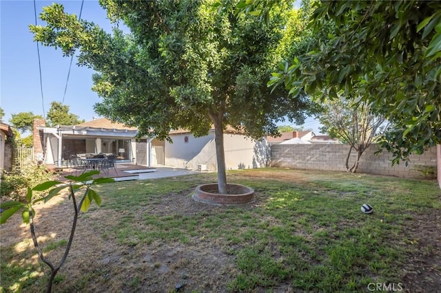 1137 Lafayette St, San Gabriel, CA 91776 - fenced backyard with a patio