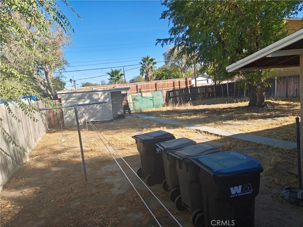 45446 10th W Street W, Lancaster, CA 93534 - view of fenced backyard