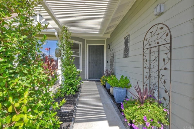 5261 Hubbert St, Oceanside, CA 92056 - doorway to property