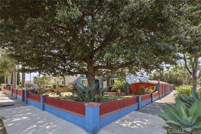 704 Kilson Dr, Santa Ana, CA 92701 - photo 3