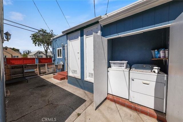 704 Kilson Dr, Santa Ana, CA 92701 - photo 32