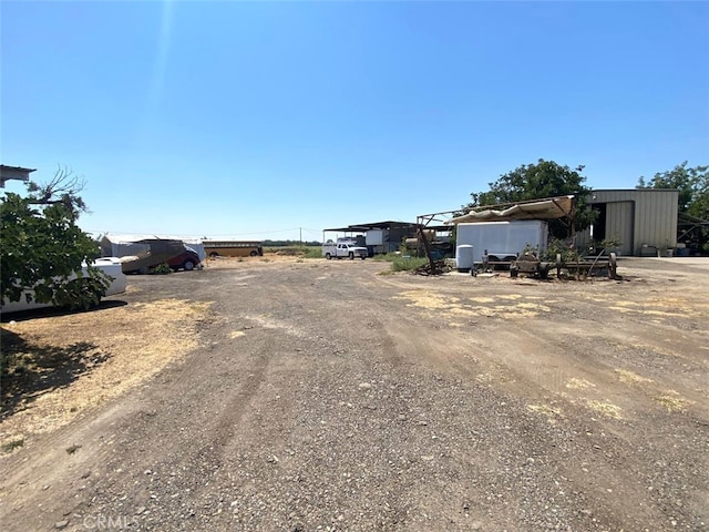 875 W Laguna Ave, Riverdale, CA 93656 - photo 2
