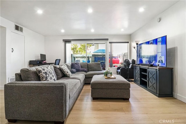 5700 Etiwanda Ave Unit 105, Tarzana, CA 91356 - photo 3