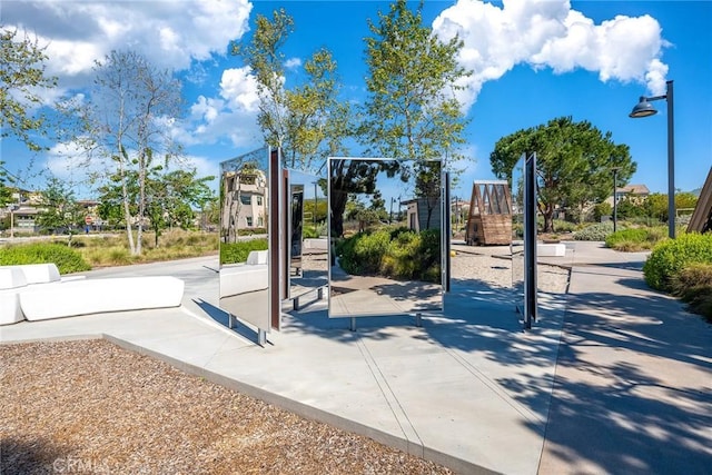 536 Cultivate, Irvine, CA 92618 - surrounding community