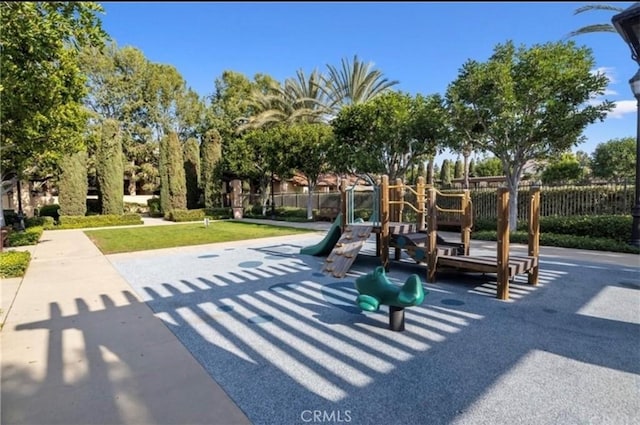 94 New Season, Irvine, CA 92602 - view of community play area