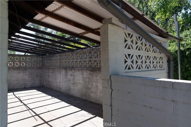 2 Chuckwagon Rd, Rolling Hills, CA 90274 - exterior view