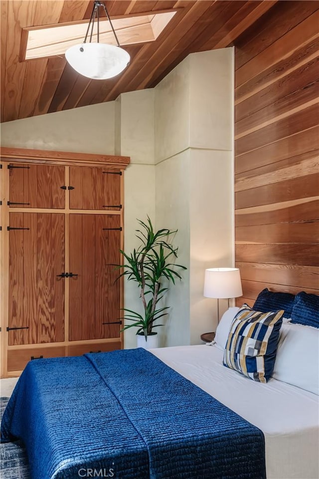2 Chuckwagon Rd, Rolling Hills, CA 90274 - bedroom featuring wood ceiling, vaulted ceiling, and wooden walls