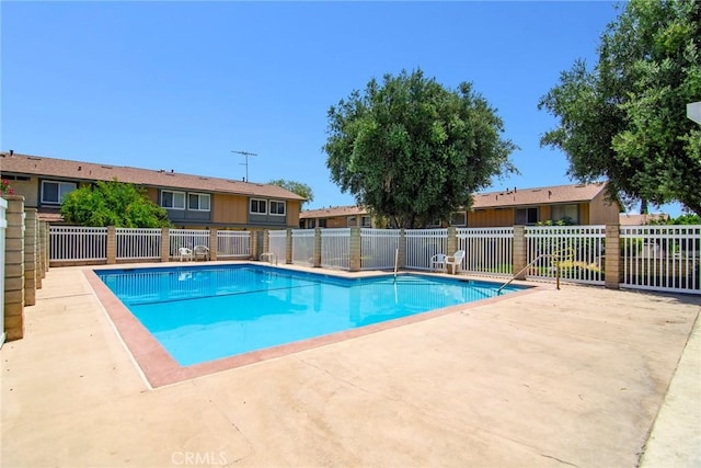 18931 Kittridge St Unit 73, Reseda, CA 91335 - community pool with a patio