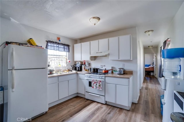 854 W Gage Ave, Los Angeles, CA 90044 - photo 2