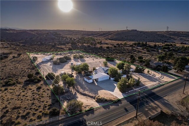 5772 Arrowhead Lake Rd, Hesperia, CA 92345 - view of rural area featuring a desert landscape and a mountain backdrop